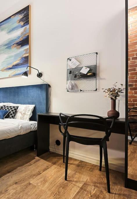 Urban-Glam City Centre Studio With A Gym And Terrace Talin Exterior foto