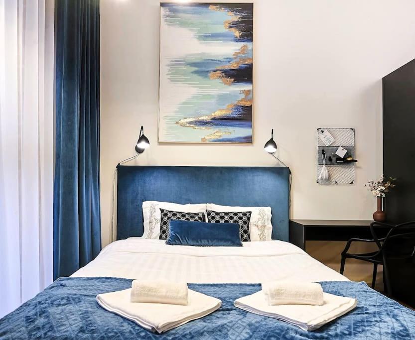 Urban-Glam City Centre Studio With A Gym And Terrace Talin Exterior foto