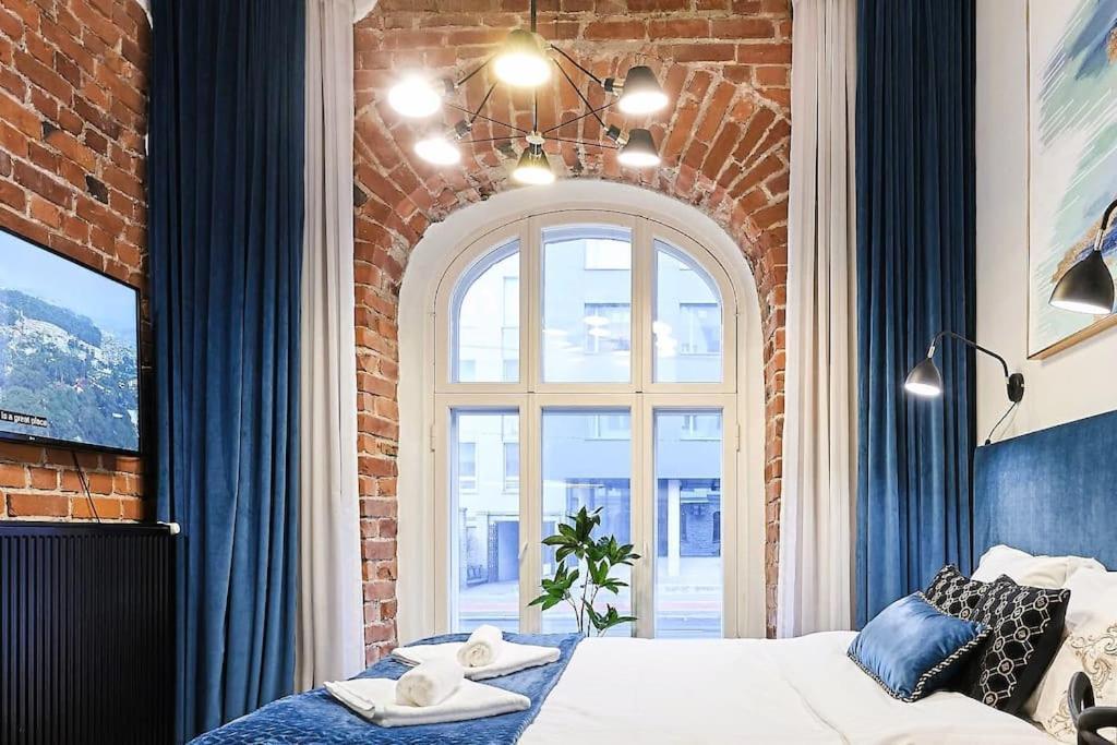 Urban-Glam City Centre Studio With A Gym And Terrace Talin Exterior foto