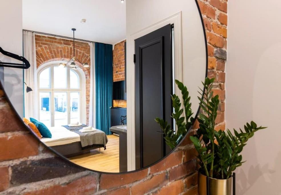 Urban-Glam City Centre Studio With A Gym And Terrace Talin Exterior foto