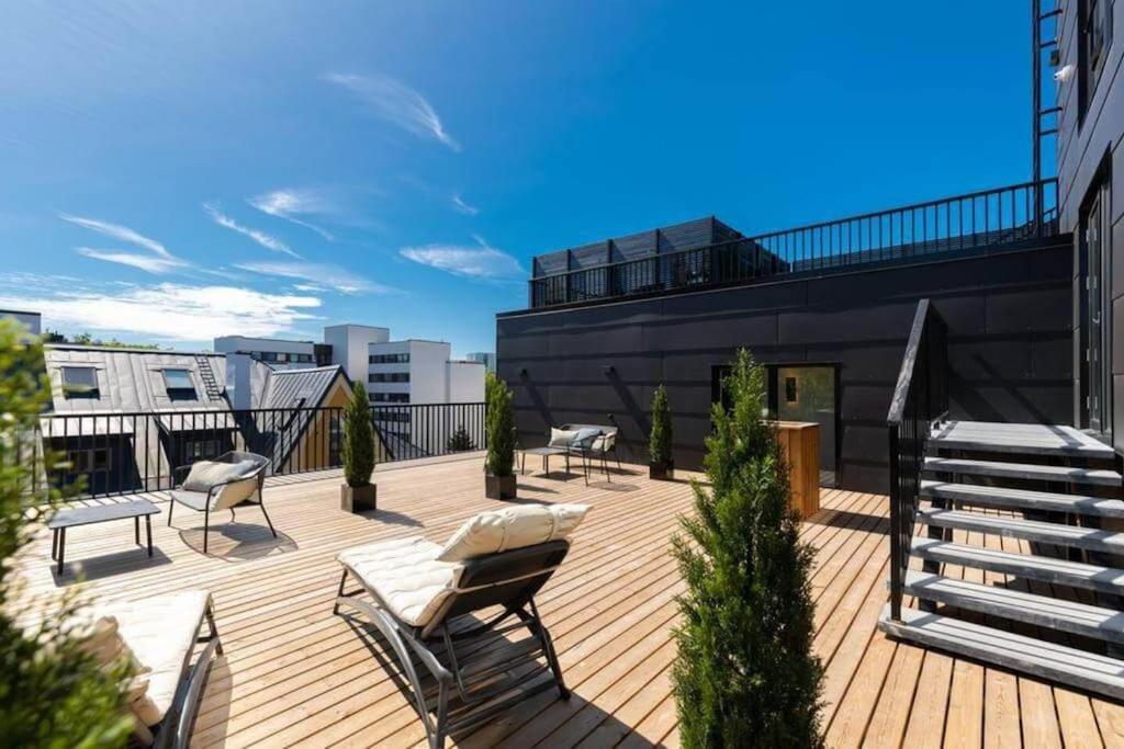 Urban-Glam City Centre Studio With A Gym And Terrace Talin Exterior foto