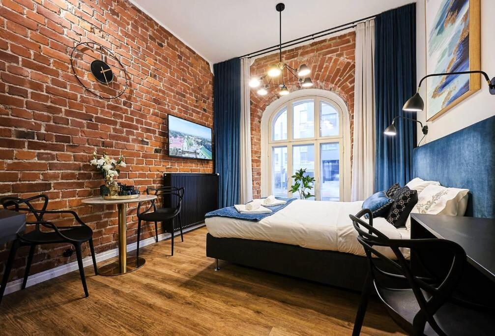 Urban-Glam City Centre Studio With A Gym And Terrace Talin Exterior foto